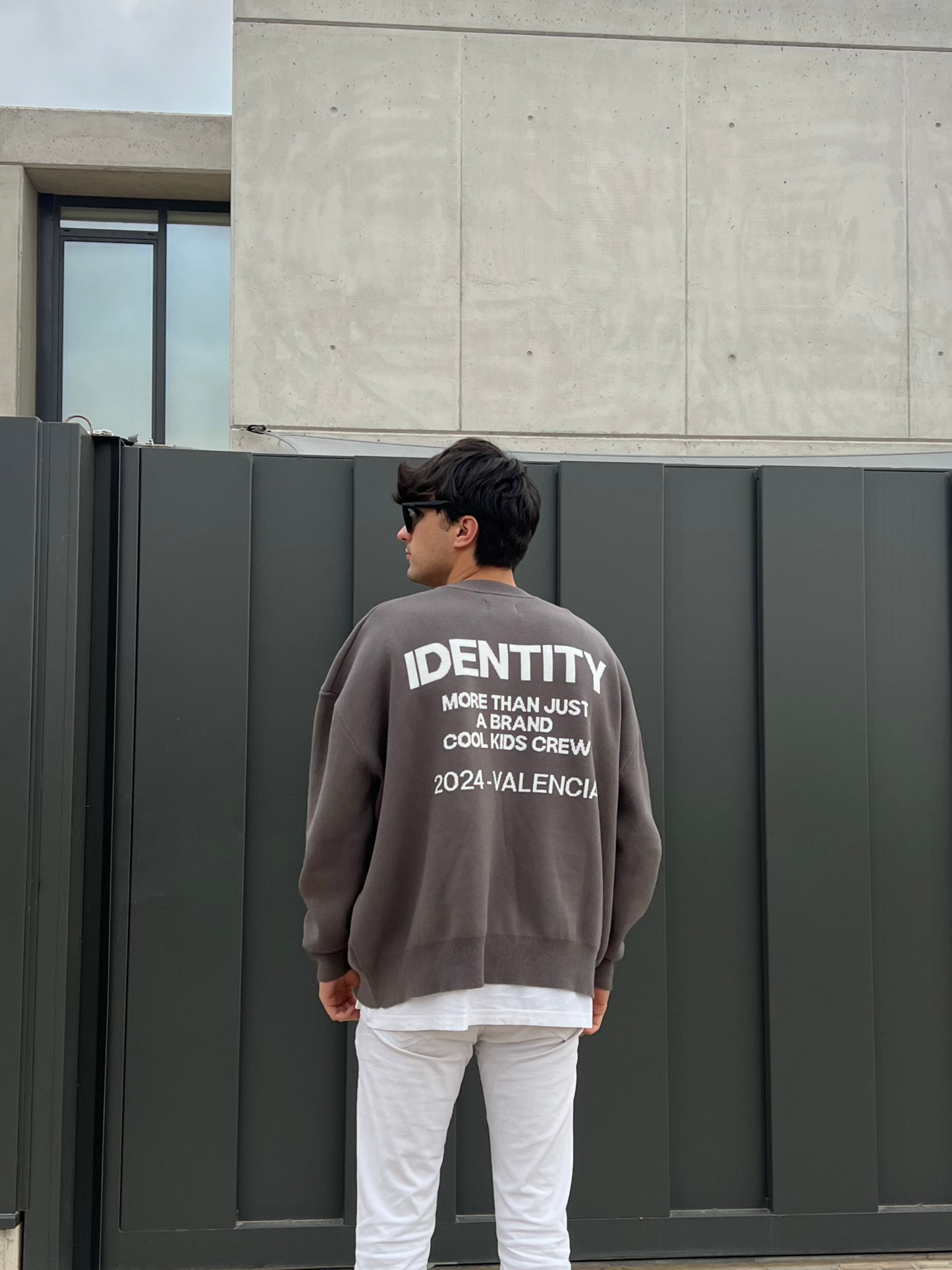 IDENTITY KNIT
