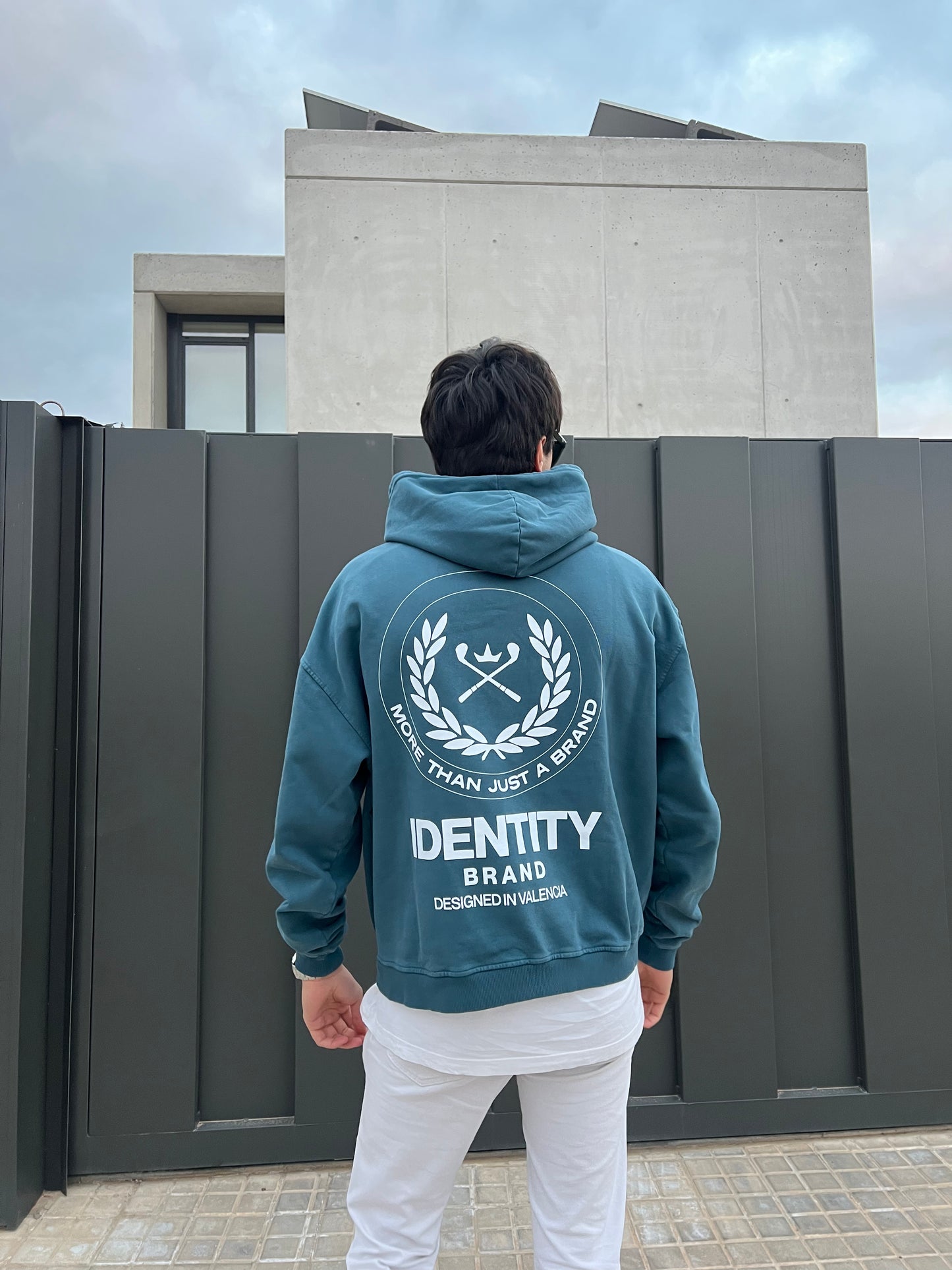 LAUREL HOODIE
