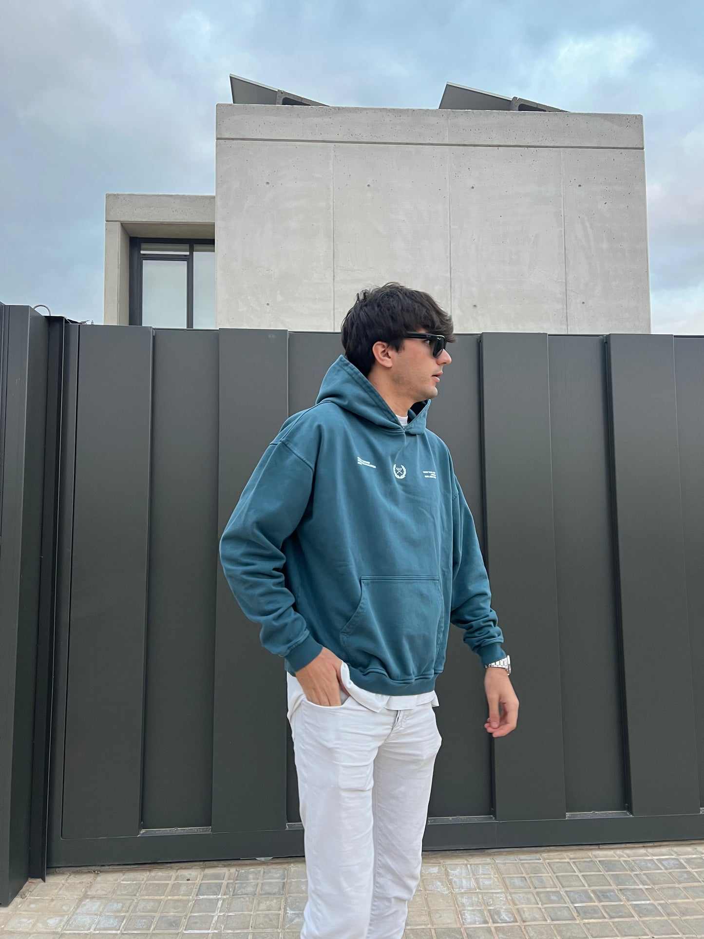 LAUREL HOODIE